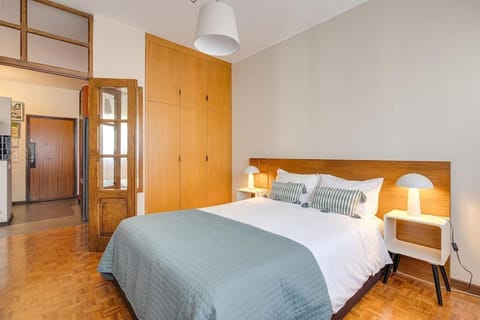 Bed, Bedroom, wardrobe