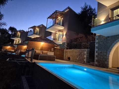 Property building, Swimming pool