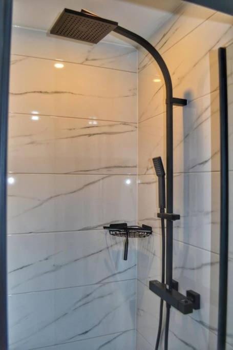 Le Joyau Caché - Havre de Sérénité Unique Apartment in Île-de-France