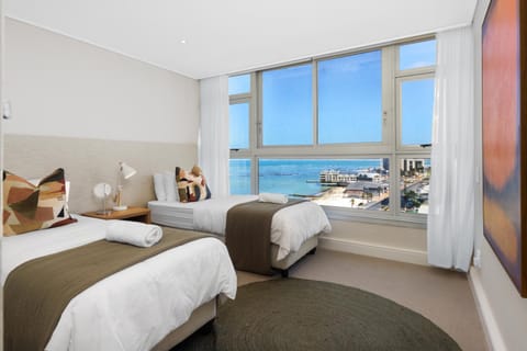 Bed, Photo of the whole room, Bedroom, Sea view, Sunrise, Sunset