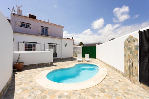 Property building, Pool view, Swimming pool