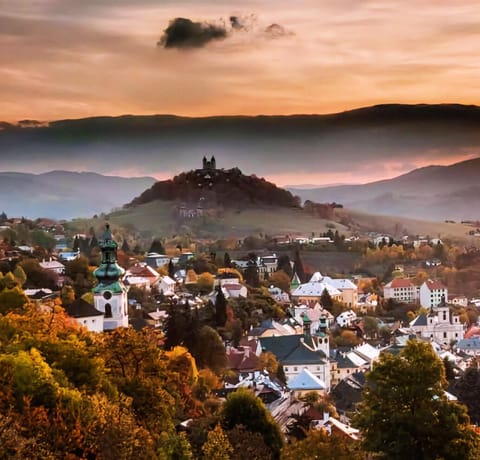 Nearby landmark, Bed, Natural landscape, View (from property/room), Autumn, City view, Mountain view, Sunset
