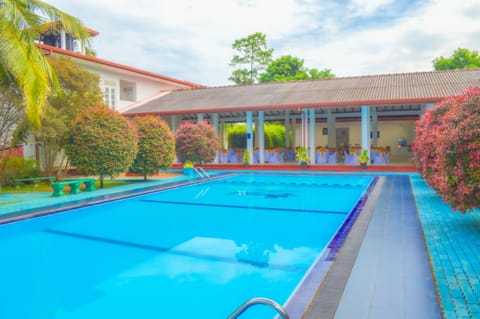 Swimming pool, Public Bath