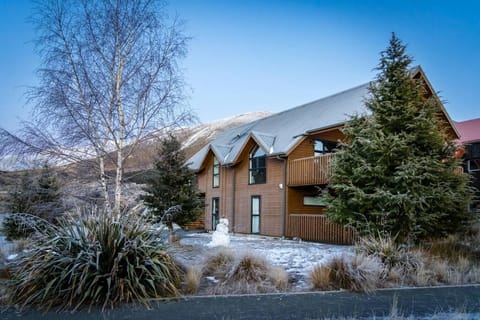 Property building, Natural landscape, Winter, Mountain view