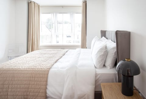 Penthouse Apartment at Loch Lomond with 2 bedrooms Apartment in Scotland