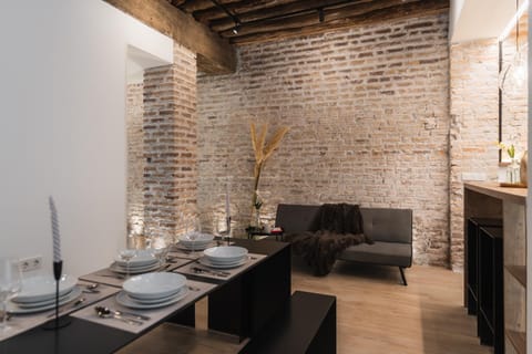 Living room, Seating area, Dining area