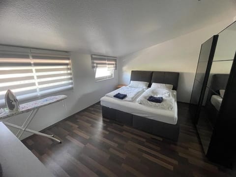 Apartment city Frankfurt Room Agancy Apartment in Frankfurt