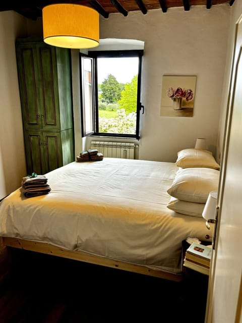 Bed, View (from property/room), Photo of the whole room, Bedroom, furniture, towels, wardrobe