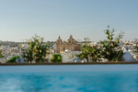 City view, Pool view, Swimming pool