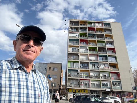 Parrot Building Guest House Vacation rental in Skopje