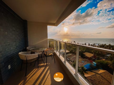 Natural landscape, View (from property/room), Balcony/Terrace, Dining area, Sea view, Sunrise