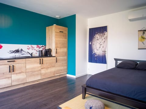 Kitchen or kitchenette, Photo of the whole room