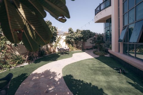 Property building, Garden