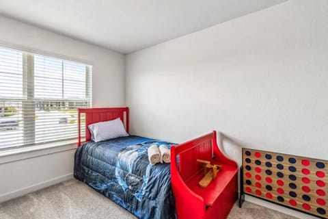 Texan Oasis, minutes from COTA, Airport, and all Austin has to offer! House in Austin