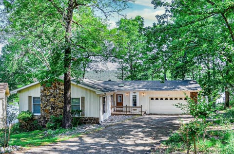 Property building, Natural landscape, Street view