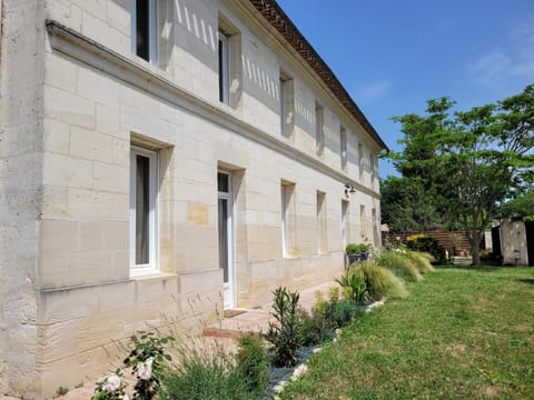 Property building, Facade/entrance, Spring, Day, Garden, Garden view