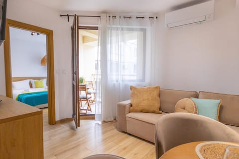 Living room, Bedroom