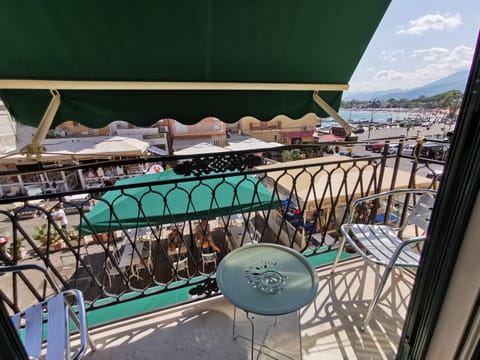 View (from property/room), Balcony/Terrace, Sea view