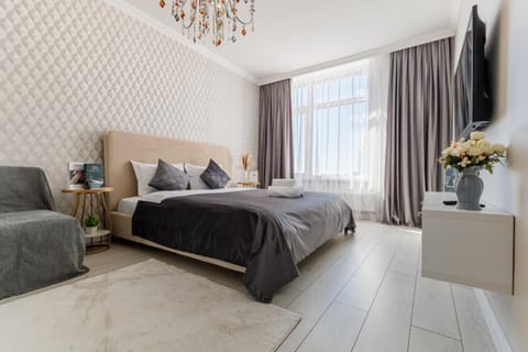 Bed, TV and multimedia, Photo of the whole room, Bedroom