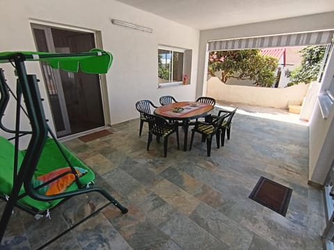 Property building, Dining area