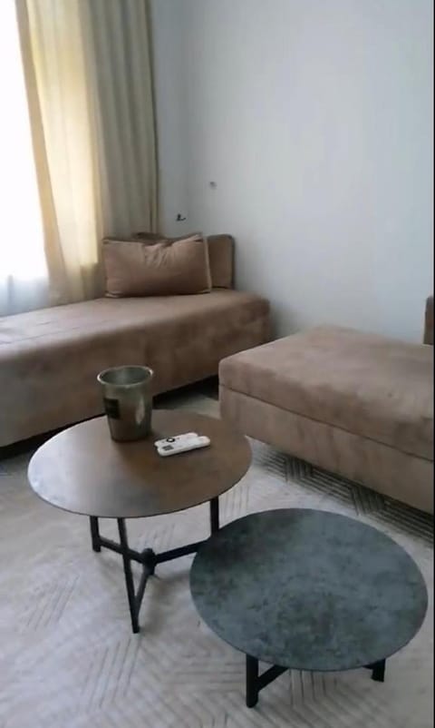 La Maison des Fleurs FREE PARKING Apartment in Pazardzhik