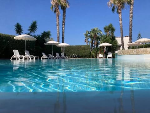 Day, Pool view, Swimming pool, sunbed