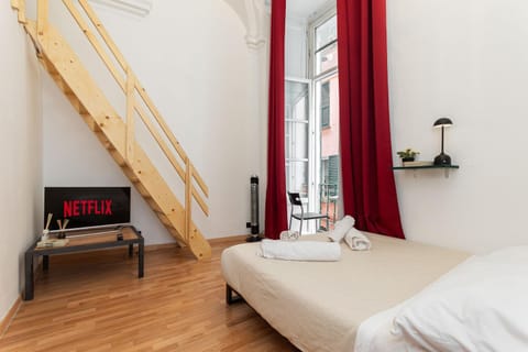 Lusso, Doppio appartamento a 50 passi dal Duomo Apartment in Genoa