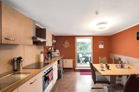 Property building, Kitchen or kitchenette, Living room
