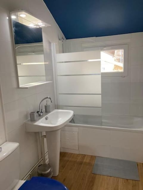 chez karine 7 Apartment in Île-de-France