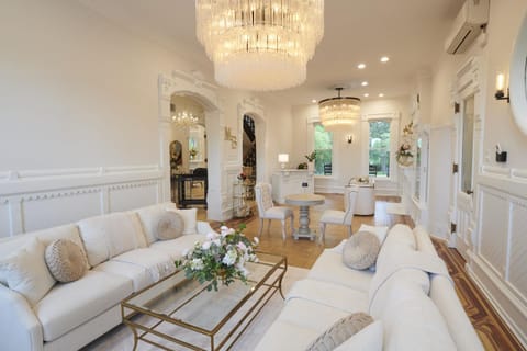 Lobby or reception, Seating area