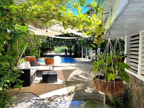 Garden, Swimming pool