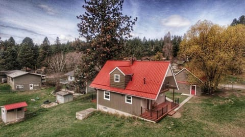 Woods Bay Chalet Chalet in Woods Bay