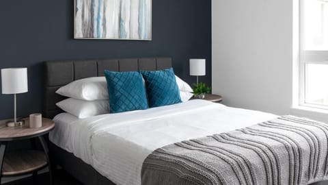 Luxury 1 bedroom 1bath Pearl District Fast WiFi Apartment in Pearl District