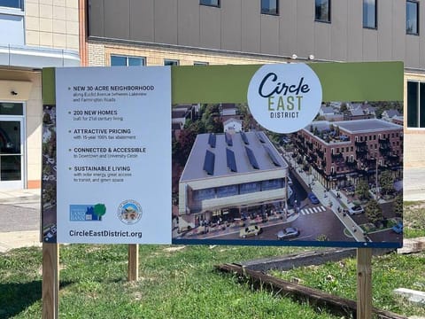 2Bed Apt Near University Hospital Apartment in East Cleveland