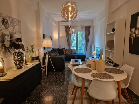 Modern apartment in Neo Faliro Apartment in Pireas