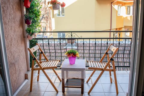 Day, View (from property/room), Balcony/Terrace, Seating area