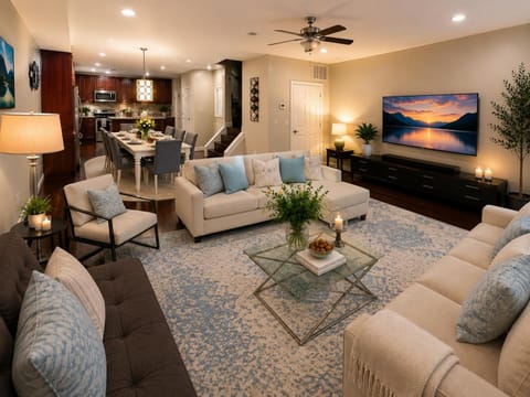 Property building, Restaurant/places to eat, Communal lounge/ TV room, TV and multimedia, Living room, Seating area, Dining area, kitchen