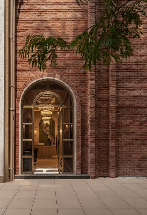 Property building, Facade/entrance