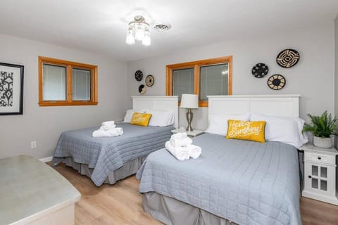 Sweet Magnolia - Newly Remodeled Ranch House in Dayton