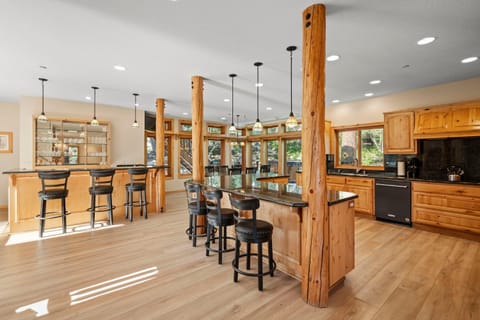 Do not miss your chance to vacation at this five bedroom 5 bath mountain home House in Incline Village