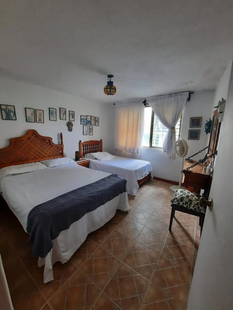 Alberca privada climatizada House in State of Morelos