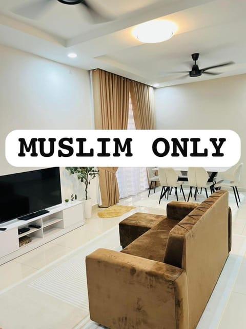 Communal lounge/ TV room, TV and multimedia, Living room, Seating area