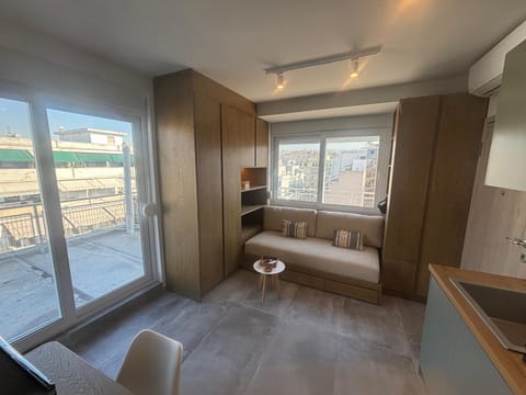 Living room, Photo of the whole room, Seating area