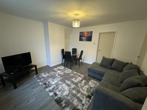 TV and multimedia, Living room, Dining area
