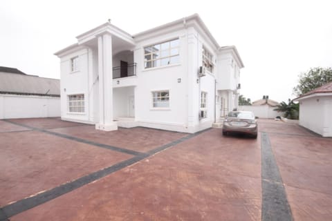 Property building, Parking