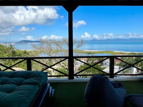 Hot Tub, View (from property/room), Balcony/Terrace