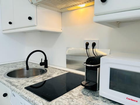 HABITACION ROOM Larga Temporada MAS DE 60 DIAS MALAGA CENTRO Vacation rental in Malaga