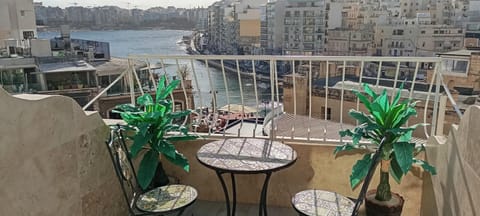 Balcony/Terrace, City view, Sea view
