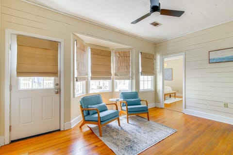 Walk Downtown Home with Yard in Clarksdale House in Clarksdale