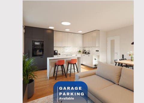 Living room, Seating area, Dining area, minibar